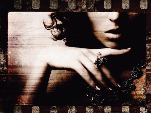 Fototapeta Tajemnicza twarz z pierścionkiem