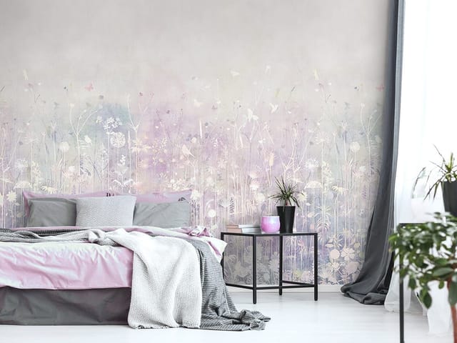 Fototapeta z delikatnymi kwiatami i roślinami na pastelowym tle