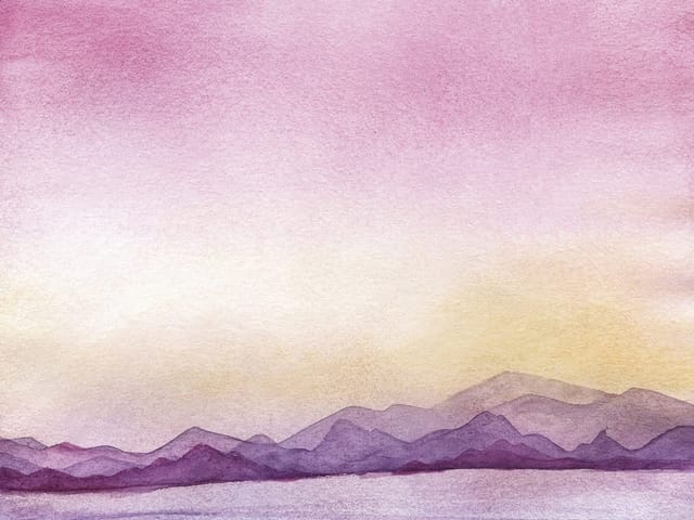 Fototapeta z fioletowymi górami i różowym niebem na jasnym tle