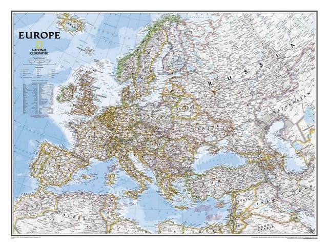 Fototapeta Mapa polityczna Europy z miastami (mpn: 250) Fototapeta z mapą polityczną Europy, kontury krajów, nazwy miast i morza