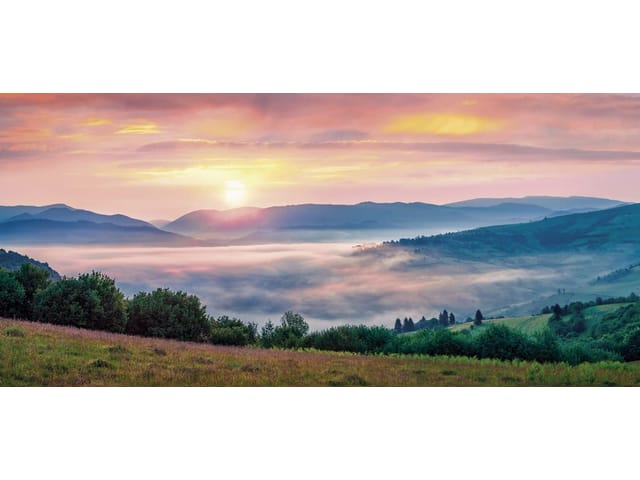 Fototapeta Górski wschód słońca z mgłą (kod: 26091) Fototapeta Górski wschód słońca z mgłą