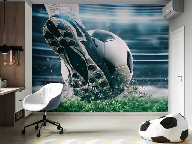 Fototapeta z butem piłkarskim kopiącym piłkę na tle stadionu