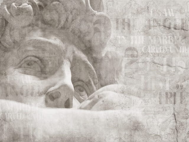 Fototapeta z antycznymi motywami – fragment rzeźby z twarzą