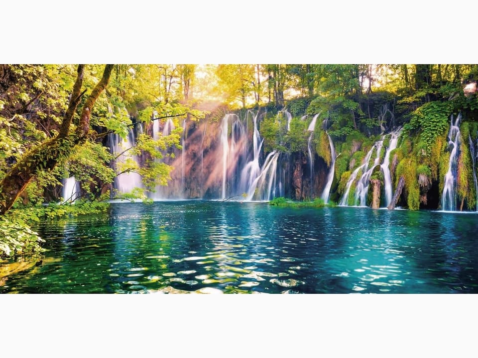 Fototapeta Wodospady i Lasy nad Jeziorem