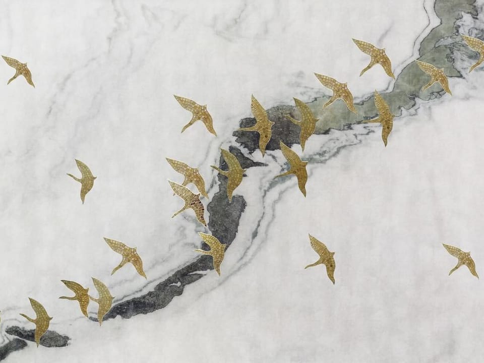 Fototapeta Złote ptaki na marmurze