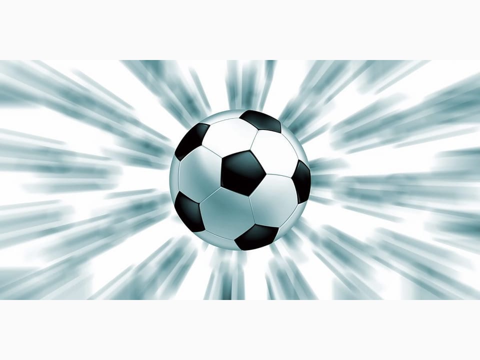 Fototapeta Dynamika Piłki Nożnej w Ruchu