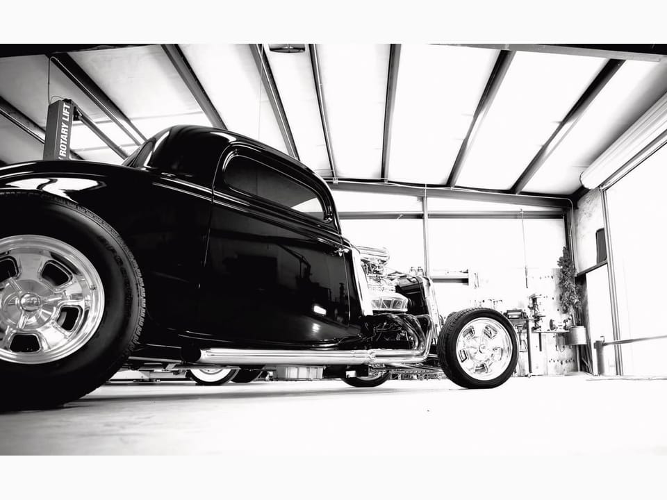 Fototapeta Klasyczny samochód w garażu