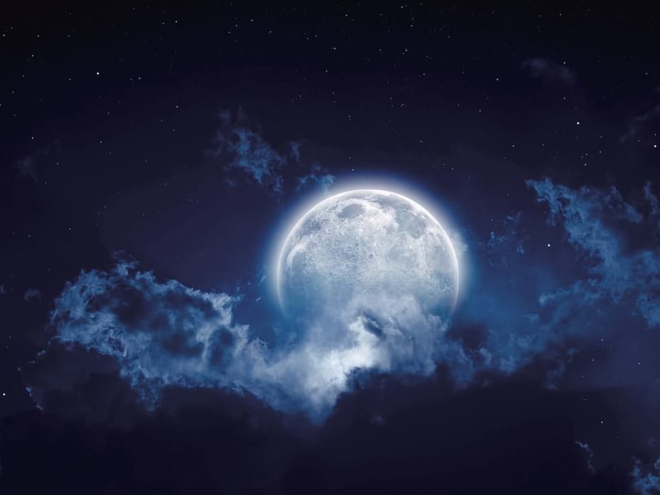 Fototapeta Księżyc w pełni na nocnym niebie na wymiar