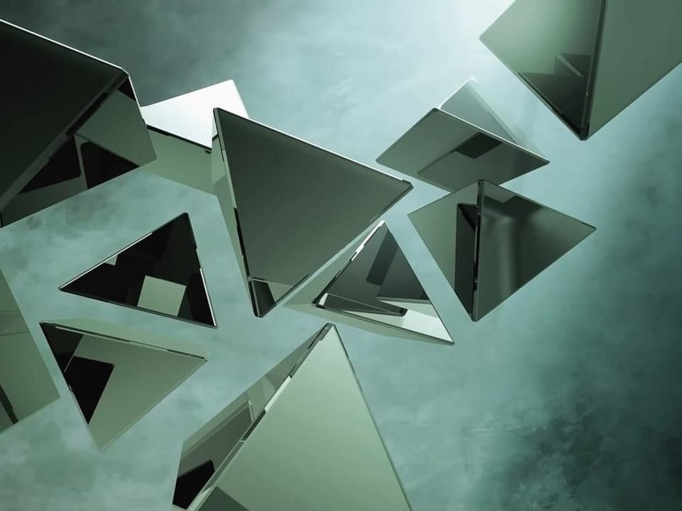 Fototapeta Metaliczne Piramidy w Przestrzeni