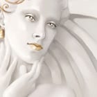 Miniatura fototapety Kobieta z długimi włosami i złotymi ozdobami fragment #1