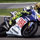 Miniatura fototapety Motocykl na torze wyścigowym