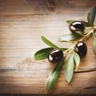 Miniatura fototapety Gałązka Oliwna na Drewnianym Tle