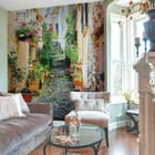 Miniatura fototapety Uliczka z kwiatami w Starym Mieście we wnętrzu salonu