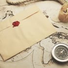 Miniatura fototapety Koperta z czerwoną pieczęcią