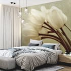 Miniatura fototapety Bukiet białych tulipanów we wnętrzu sypialni