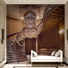 Miniatura fototapety Eleganckie drewniane schody z balustradą we wnętrzu przedpokoju