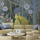 Miniatura fototapety Złote pawie na nocnym niebie we wnętrzu salonu