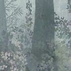 Miniatura fototapety Wysokie drzewa w lesie z mgłą fragment #1