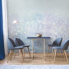 Miniatura fototapety Delikatne kwiaty na łące we wnętrzu kuchni