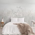 Miniatura fototapety Łąka pełna delikatnych kwiatów we wnętrzu sypialni