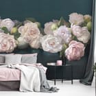 Miniatura fototapety Bukiet piwonii na ciemnym tle we wnętrzu sypialni