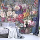 Miniatura fototapety Kwiatowy bukiet w pastelach we wnętrzu sypialni