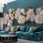 Miniatura fototapety Bukiet białych i różowych piwonii we wnętrzu salonu