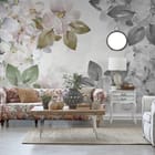 Miniatura fototapety Kolorowe kwiaty z liśćmi we wnętrzu salonu