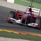 Miniatura fototapety Czerwony wyścigowy na torze