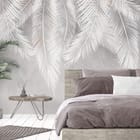 Miniatura fototapety Białe liście palmowe na szarym tle we wnętrzu sypialni