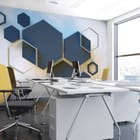 Miniatura fototapety Ciemne sześciokąty na marmurze we wnętrzu biura