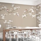 Miniatura fototapety Gałązki magnolii z ptakami we wnętrzu kuchni