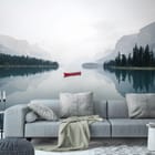 Miniatura fototapety Czerwona łódka na spokojnym jeziorze we wnętrzu salonu