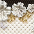 Miniatura fototapety Białe Kwiaty i Złote Ornamenty