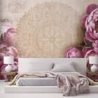 Miniatura fototapety Bukiet Różowych Piwonii z Mandalą we wnętrzu sypialni