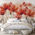 Miniatura fototapety Czerwone maki na jasnym tle we wnętrzu sypialni