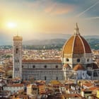 Miniatura fototapety Katedra z kopułą i dzwonnicą