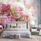 Miniatura fototapety Bukiet Różowych Piwonii we wnętrzu sypialni