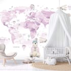 Miniatura fototapety Mapa świata z niedźwiedziem i balonami we wnętrzu pokoju dziecka