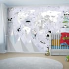 Miniatura fototapety Mapa świata ze zwierzętami w skafandrach we wnętrzu pokoju dziecka