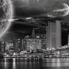 Miniatura fototapety Nocne miasto z mostem i planetą
