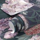 Miniatura fototapety Egzotyczne kwiaty w ogrodzie - realne zdjęcie w rolce