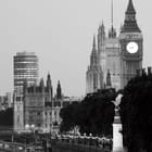 Miniatura fototapety Wieża zegarowa Londynu nad rzeką
