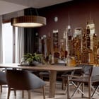 Miniatura fototapety Nocna panorama z wieżowcami we wnętrzu kuchni