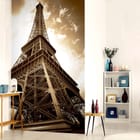 Miniatura fototapety Perspektywa Wieży Eiffla we wnętrzu salonu