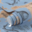 Miniatura fototapety Mapa świata dla dzieci z rysunkami zwierząt - realne zdjęcie w rolce