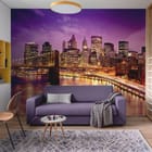 Miniatura fototapety Panorama miasta z mostem nocą we wnętrzu pokoju nastolatka