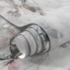 Miniatura fototapety Kwiatowe Murale z Delikatnymi Liśćmi - realne zdjęcie w rolce