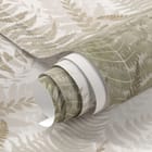 Miniatura fototapety Zielone liście paproci na jasnym tle - realne zdjęcie w rolce
