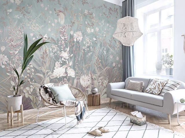 Fototapeta z różnorodnymi kwiatami i liśćmi na jasnym tle